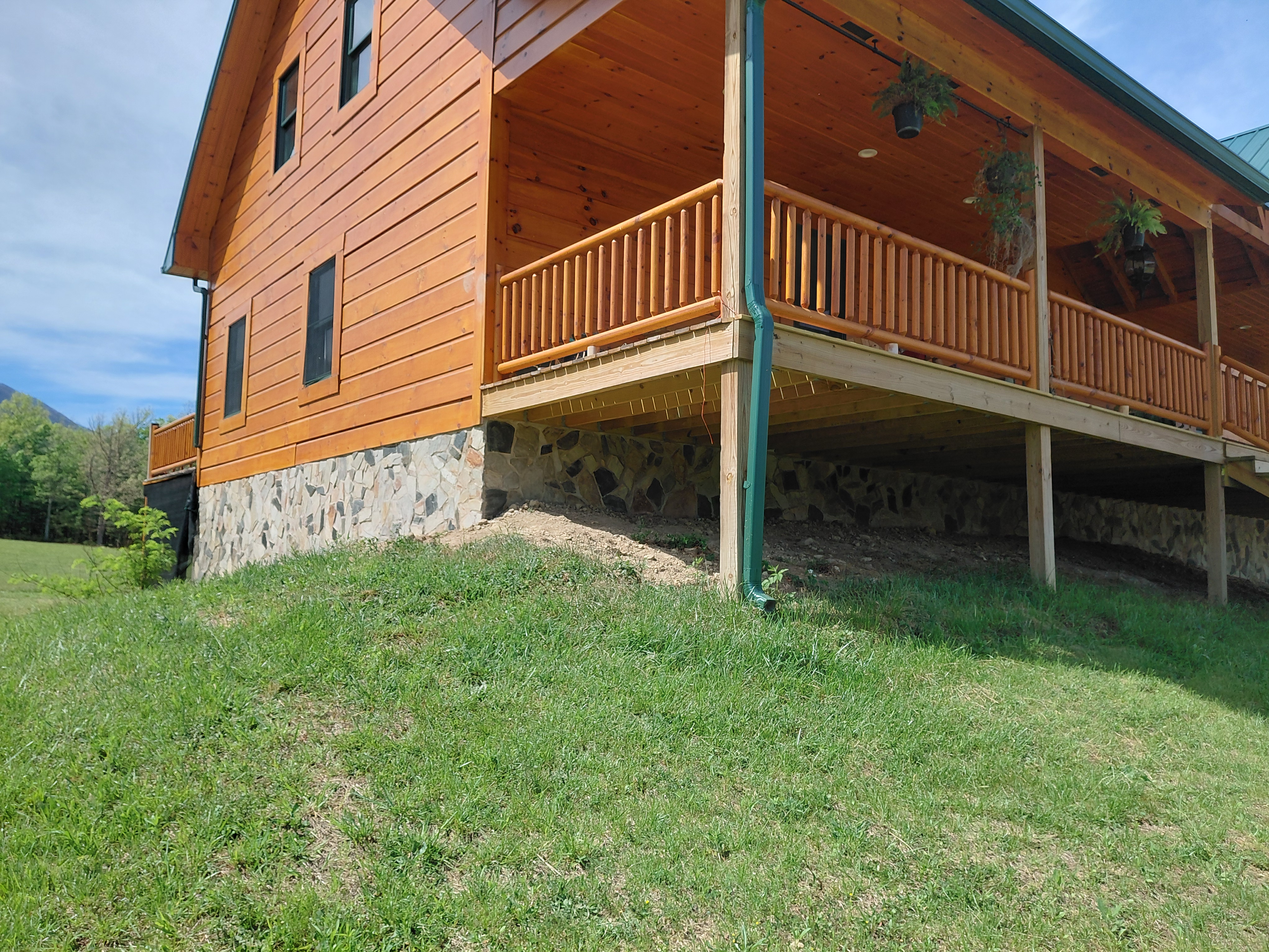 Camp Creek Lodge — Sunflower Contracting LLC