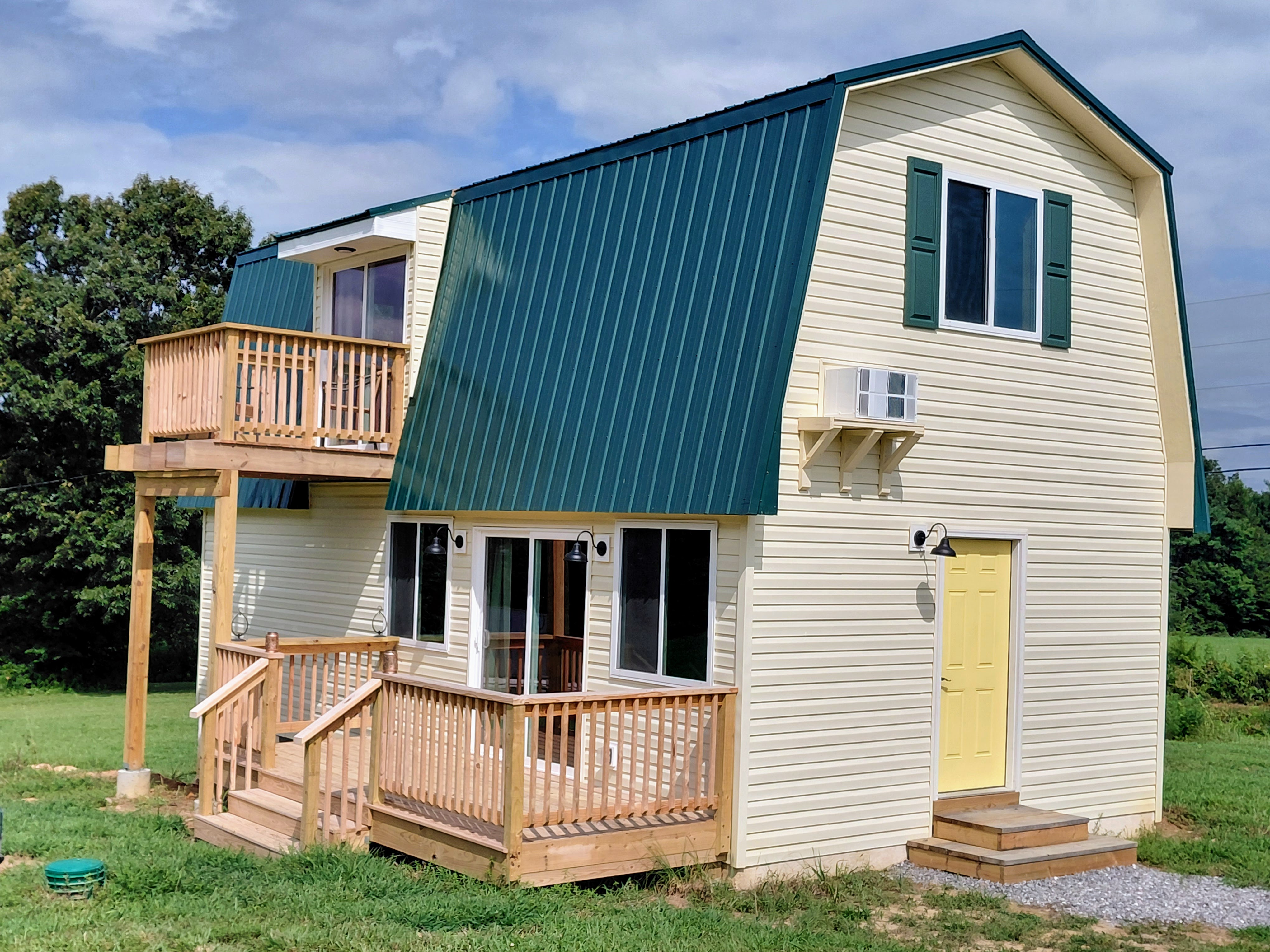 Old Mountain AirBnB — Sunflower Contracting LLC